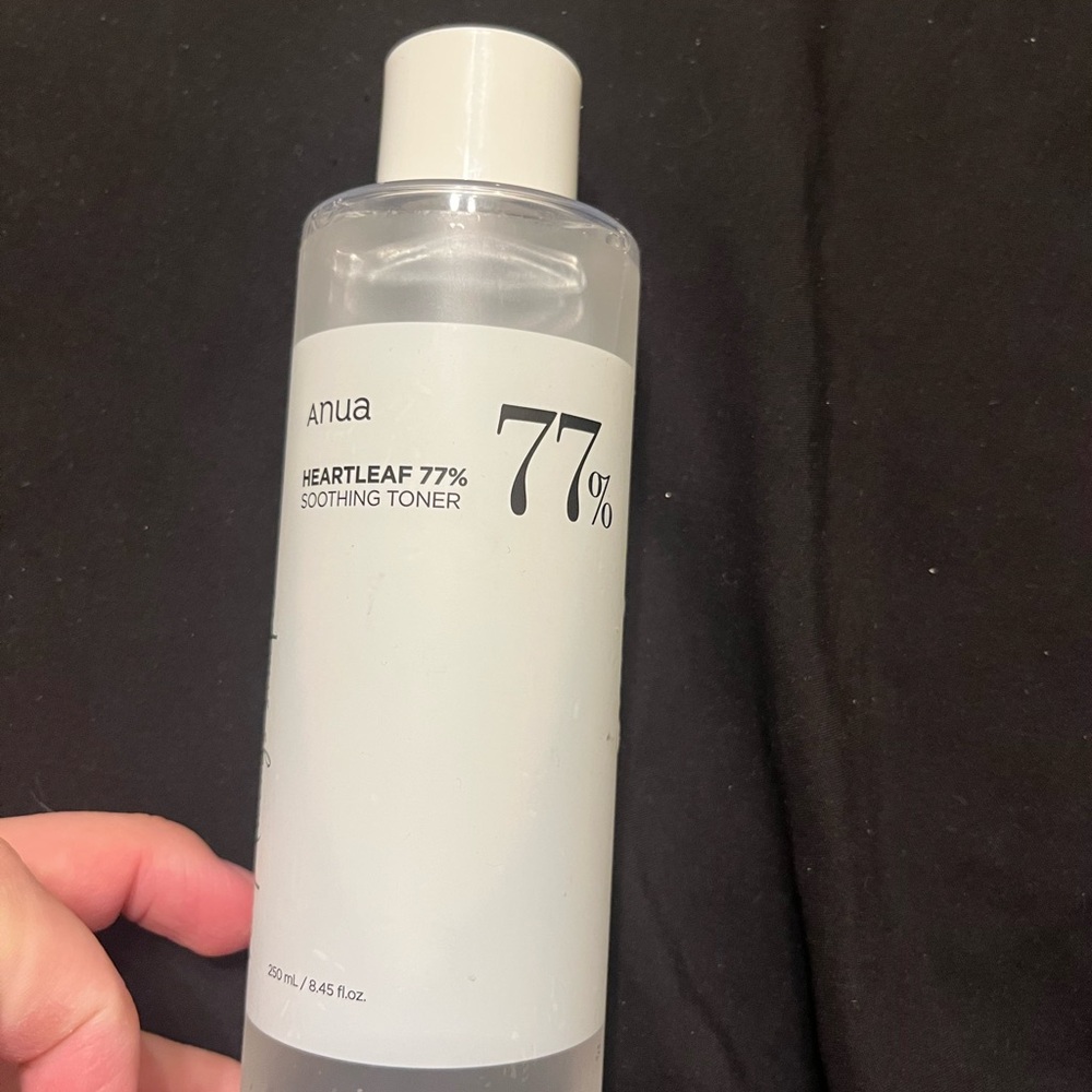 Anua Heartleaf 77% Soothing Toner - White